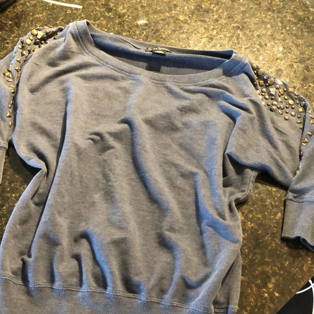 Wet seal sweater